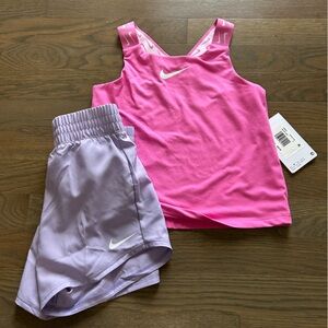 NWT Nike Girls Set size 6